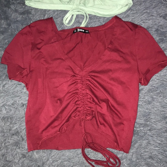 2 crop top bundle - Picture 2 of 5